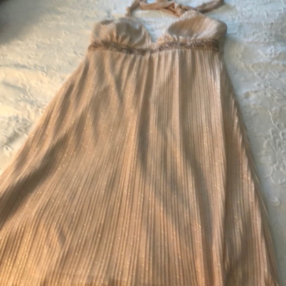 Juniors Gold glittering halter dress w/jewel lace - Picture 4 of 7